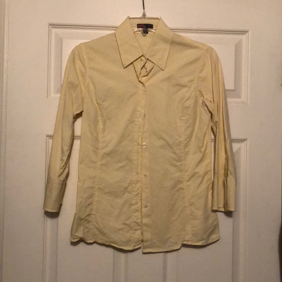 Forever 21 yellow button up size medium - Picture 1 of 3